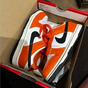 Nike dunk low orange & black